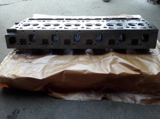 Máquinas Partes do motor 1407373 Cabeça do cilindro Para Hitachi 962G 950G 938G 950F